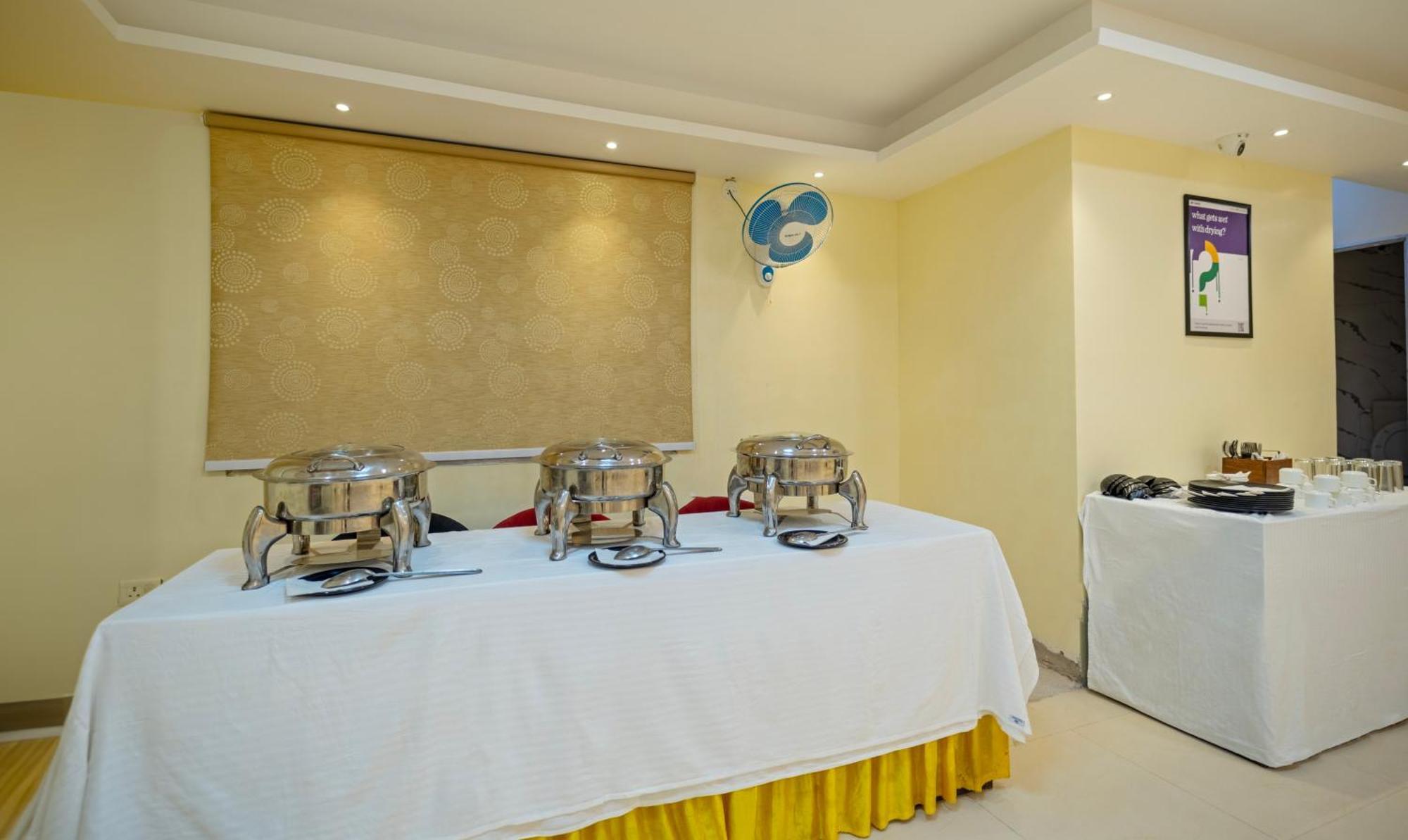 Treebo Taj Square, 10 Mins From Airport Hotel Patna  Luaran gambar