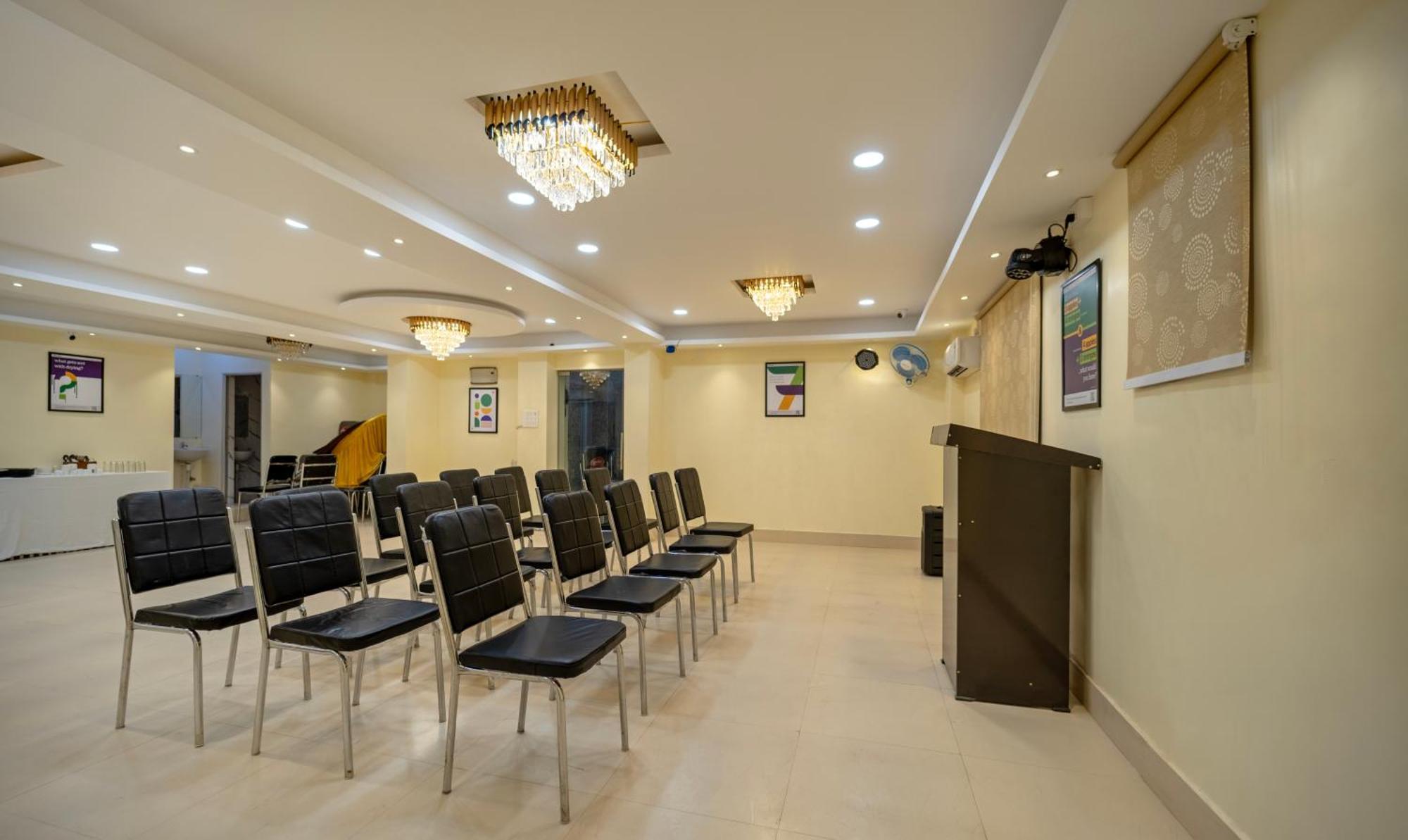 Treebo Taj Square, 10 Mins From Airport Hotel Patna  Luaran gambar